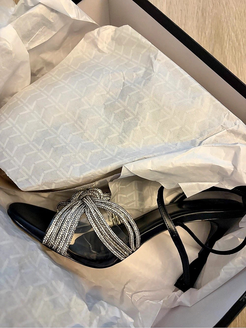 Marc Fisher LTD Canellie Rhinestone Heels Black & Silver US 9 M NWT